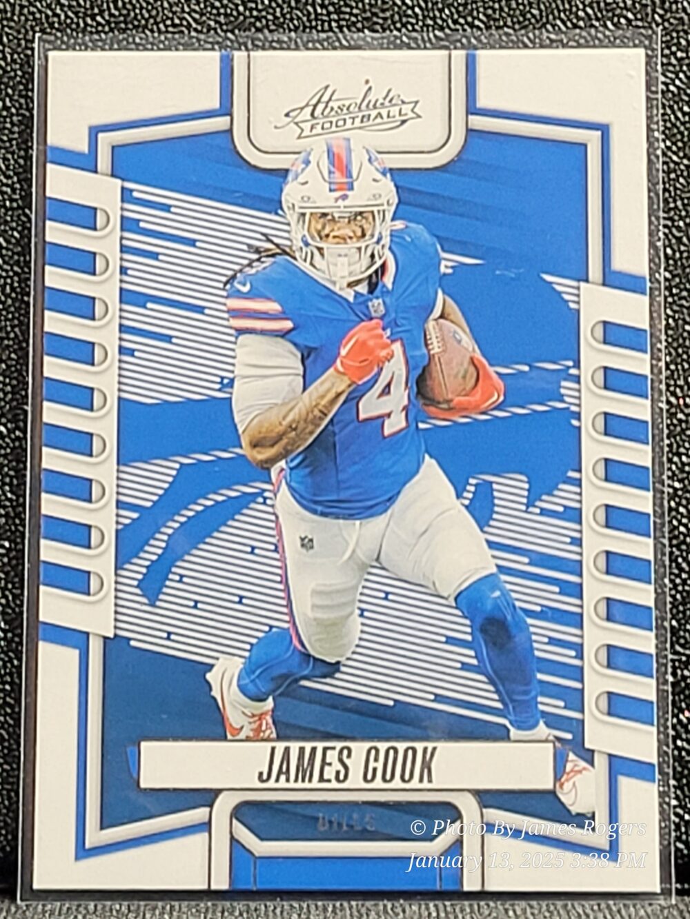 2023 Panini Absolute Football 41 James Cook Buffalo Bills